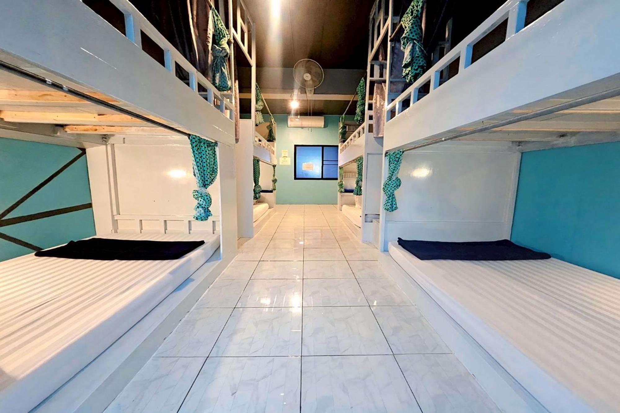 Me U Hostel&Tour Chiang Mai Buitenkant foto